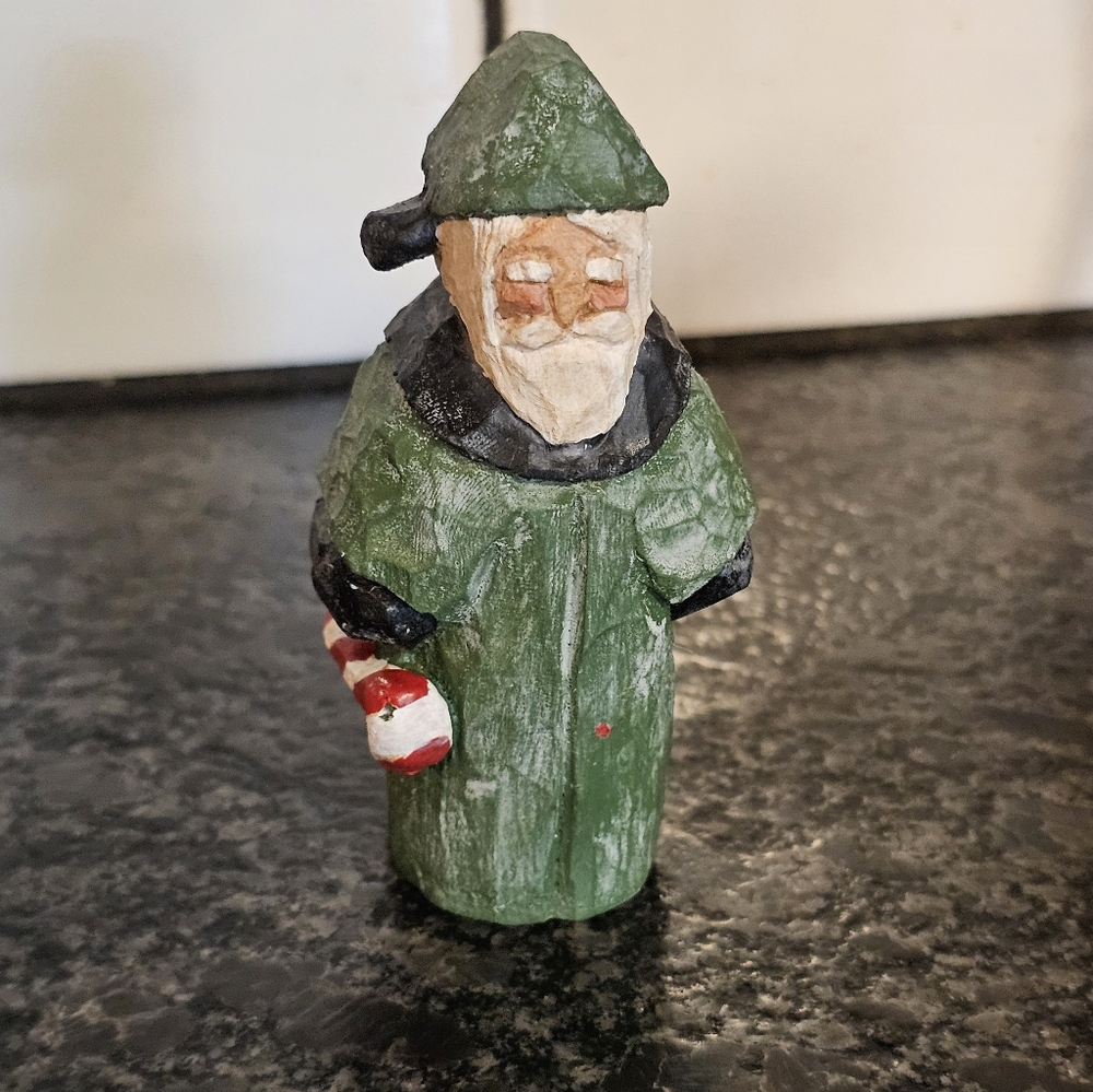1992 Old‎ World Santa Folk Art Green Candy Cane Carved Signed Dated Figure Vtg